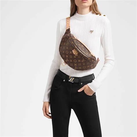 monogram louis vuitton bum bag.